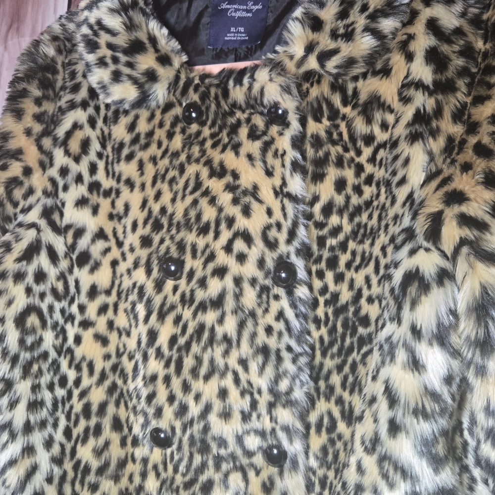 American Eagle Outfitters Leopard Print Faux Fur Pea Coat Size XL Snap Closure - Picture 3 of 6